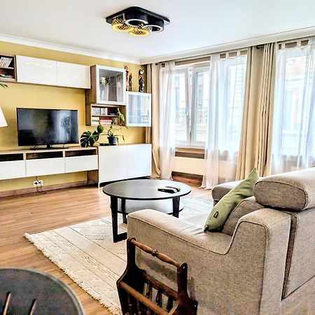 Superbe Appartement Dans Le Centre De Mons - Arivee Autonome Exterior foto