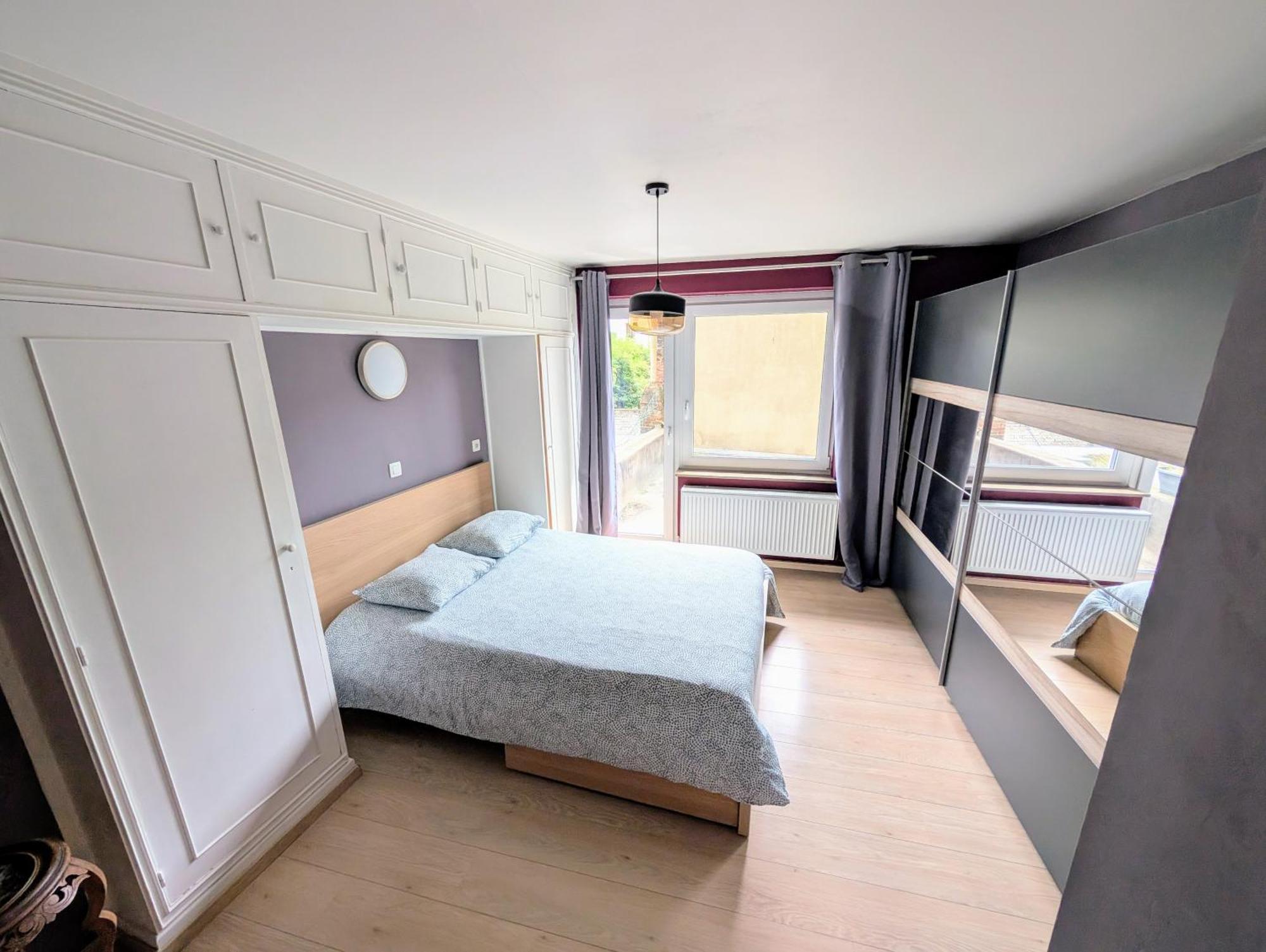 Superbe Appartement Dans Le Centre De Mons - Arivee Autonome Exterior foto